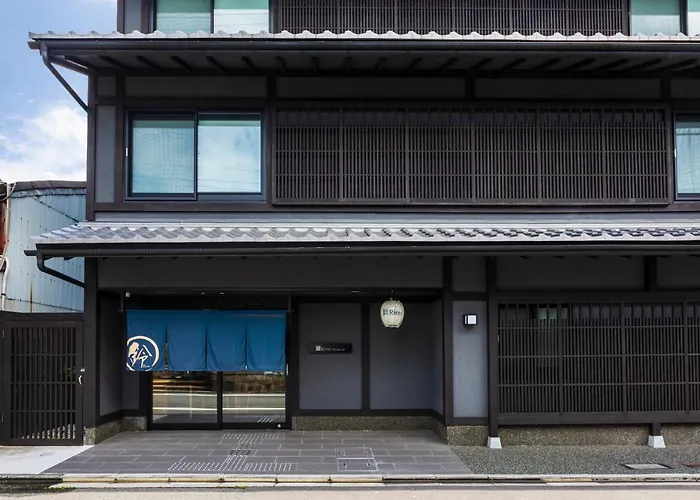仁王门铃酒店